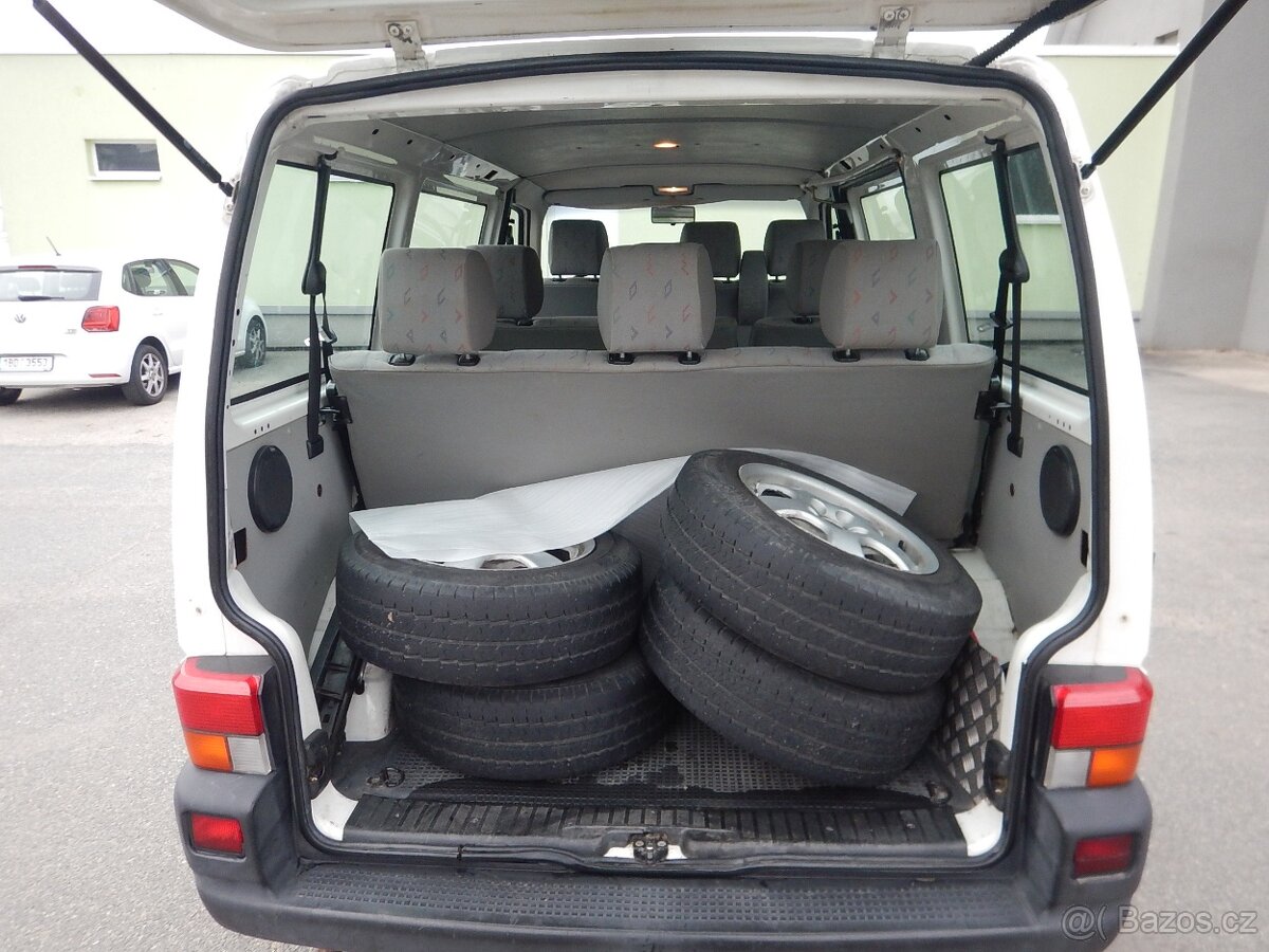 VW Transporter 2.5 TDI, BUS, 9 MÍST, TAŽNÉ - 14