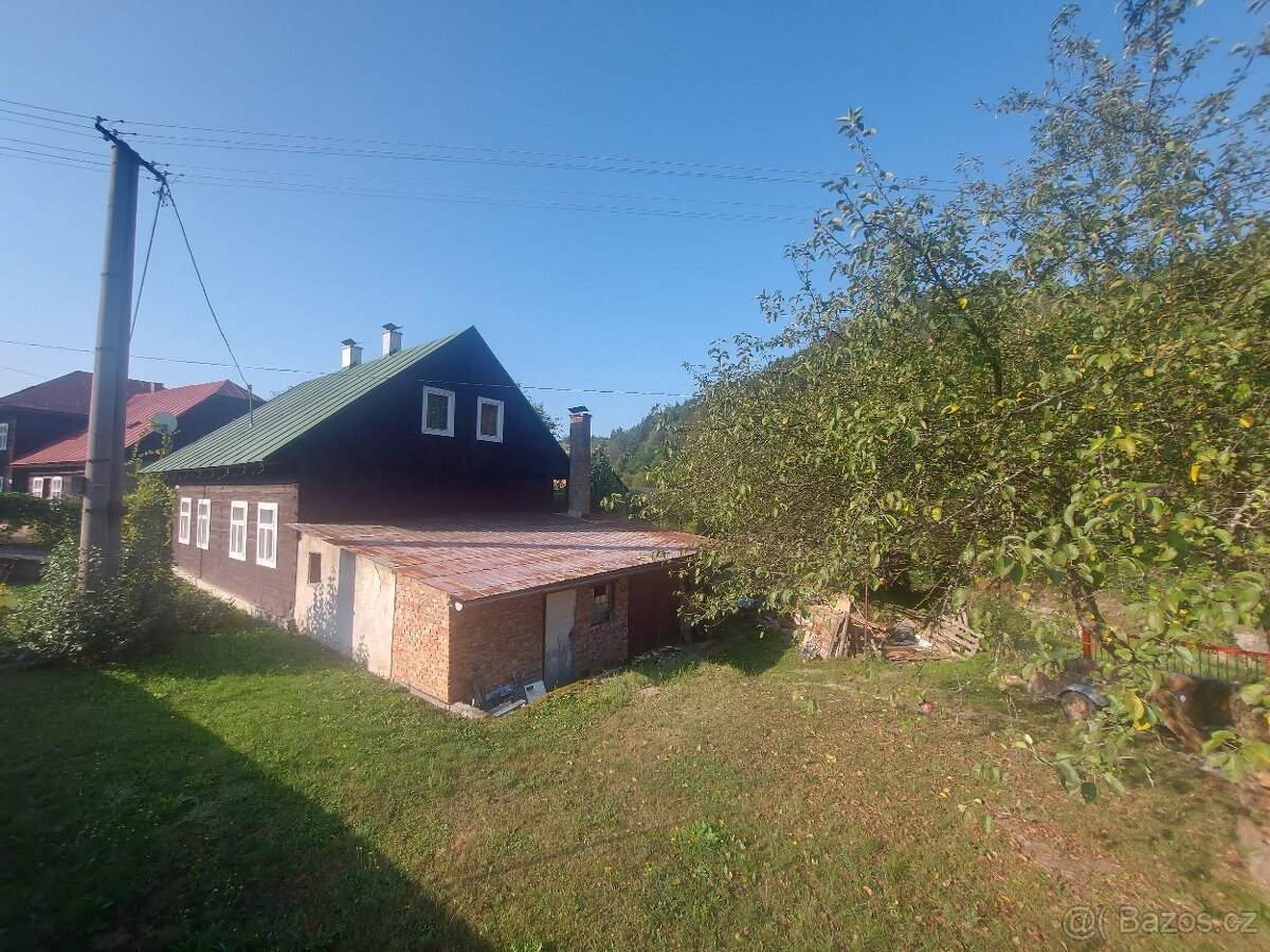 Malebná drevenica v pohraničí - 14