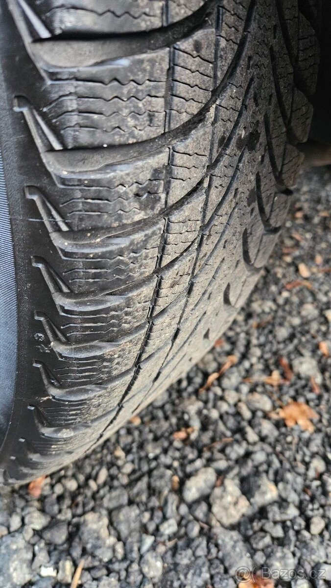 Nissan Qashqai 1.5 DCI 2009 STK 11/27 klima navigace tažné - 14