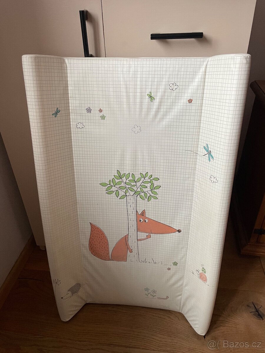 Přebalovací pult - 14