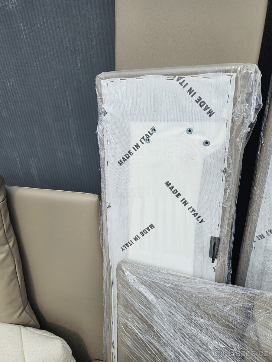 Gauč čalouněný, koženkový - 14