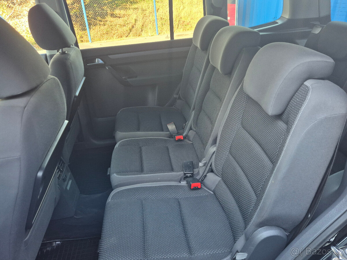 Volkswagen Touran 2.0 TDI 7 MÍST - 14