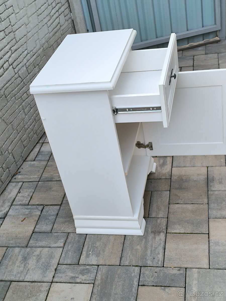 Prodám komodu Kentuki - 14