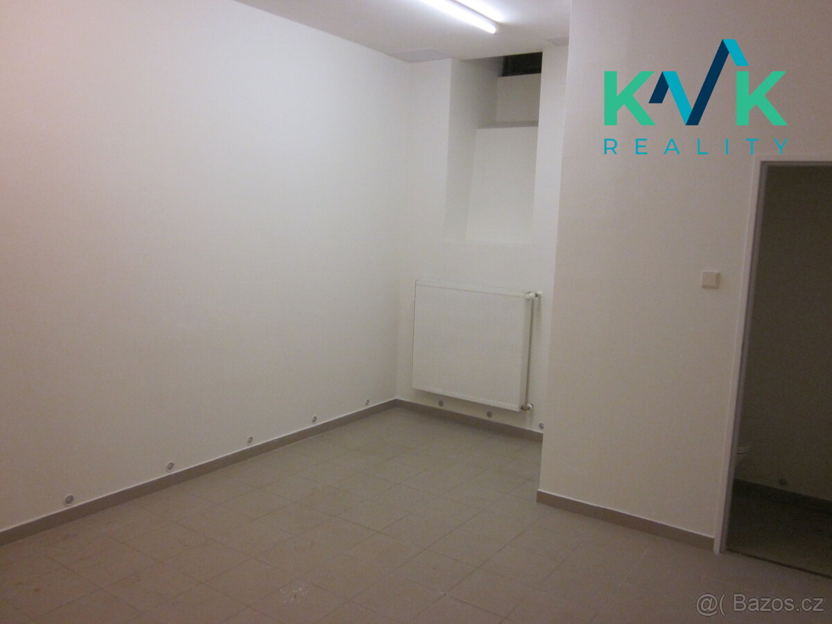 Pronájem nebytových prostor o velikosti 19,60 m2, v OV, cihl - 14