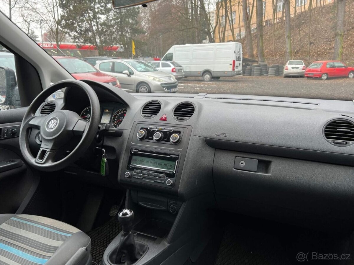 VW Caddy 1.2 TSI 77 kW 2x šoupačky 2011 klima serviska - 14