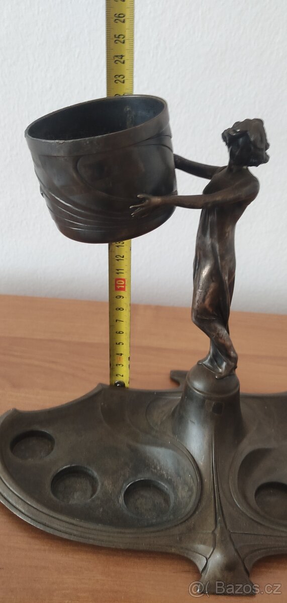 Figurální stojan na likér. - 14