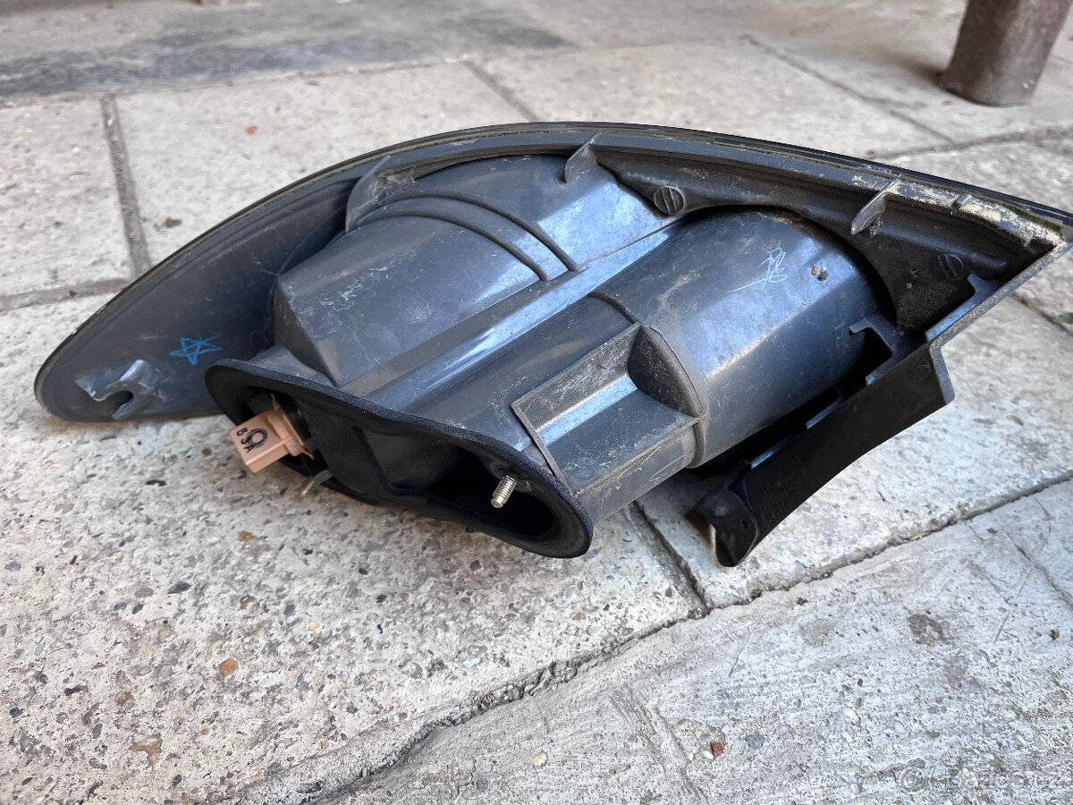 Mazda 6 GG liftback facelift - světla - 14