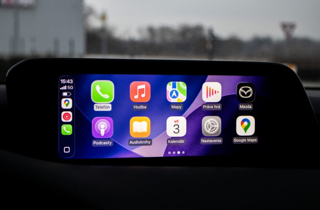 Mazda 3 90kW (2020). - 14