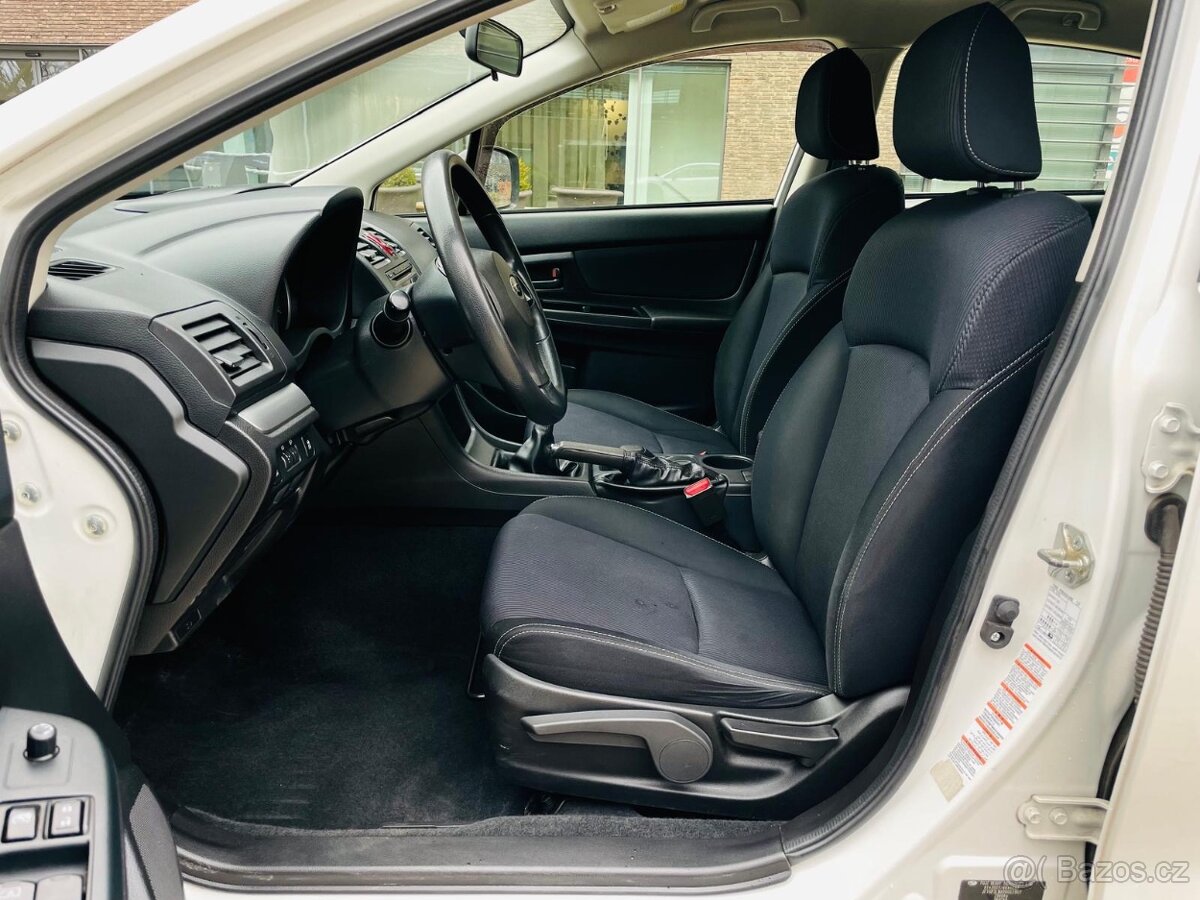 Subaru XV 1.6i 4x4 BENZIN MANUÁL SENZORY TAŽNÉ - 14