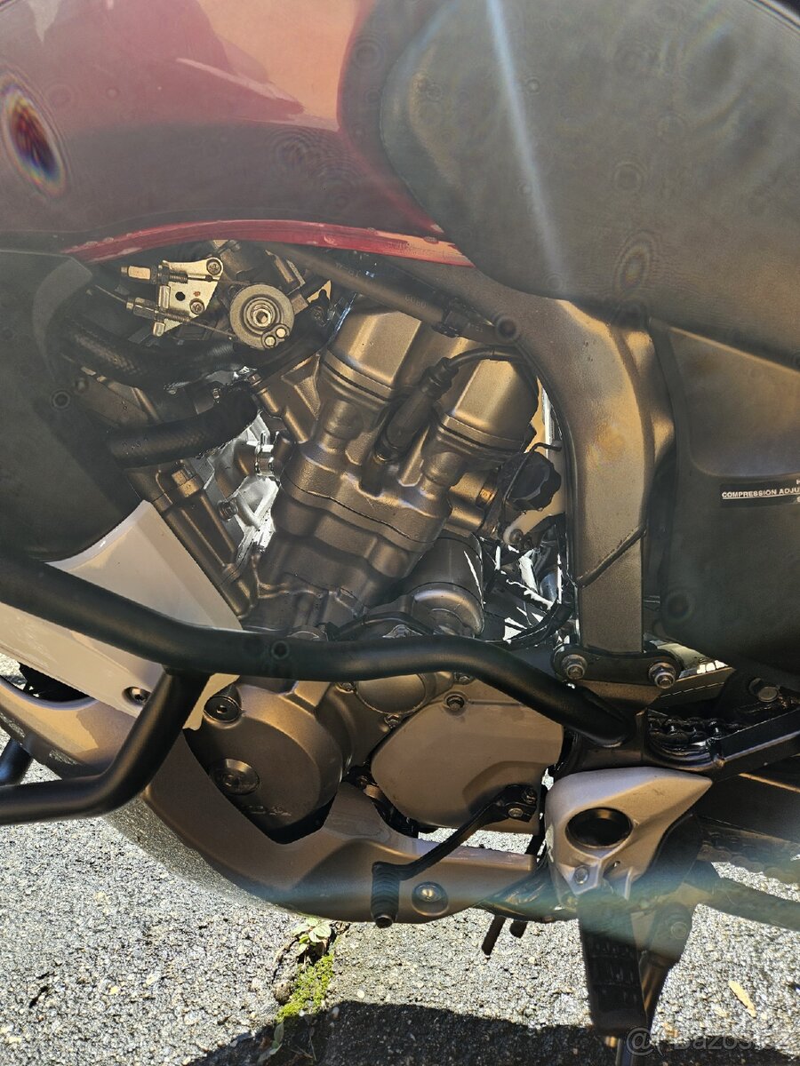 Honda transalp xl700va - 14