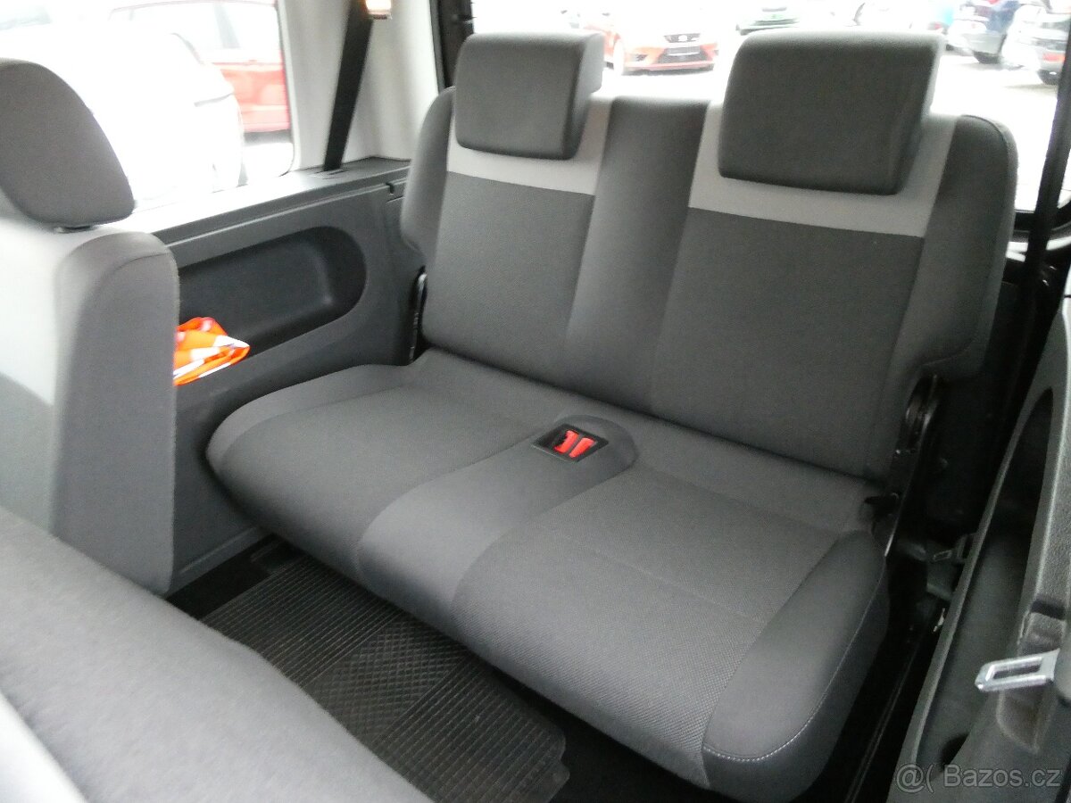 Volkswagen Caddy 1.6TDi 75kW, 7.míst, serviska - 14