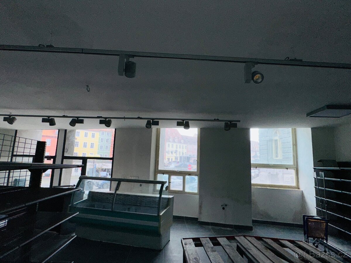 pronajem prostor Lze jej využít jako obchod, restaurance - 14