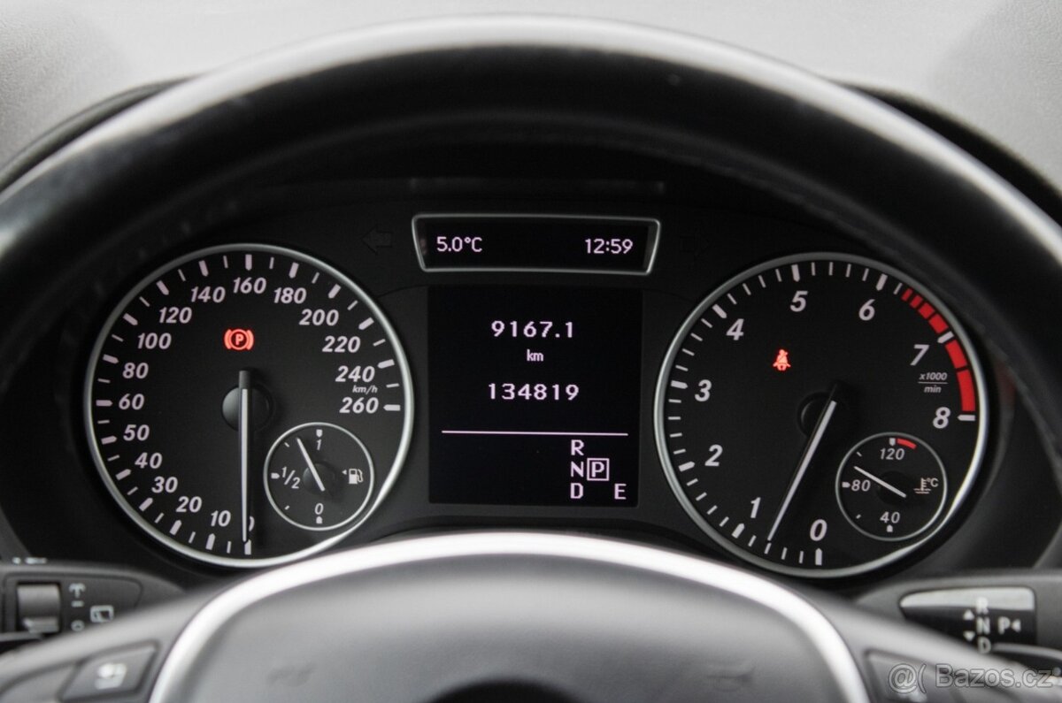 Mercedes-Benz B 180 - 14