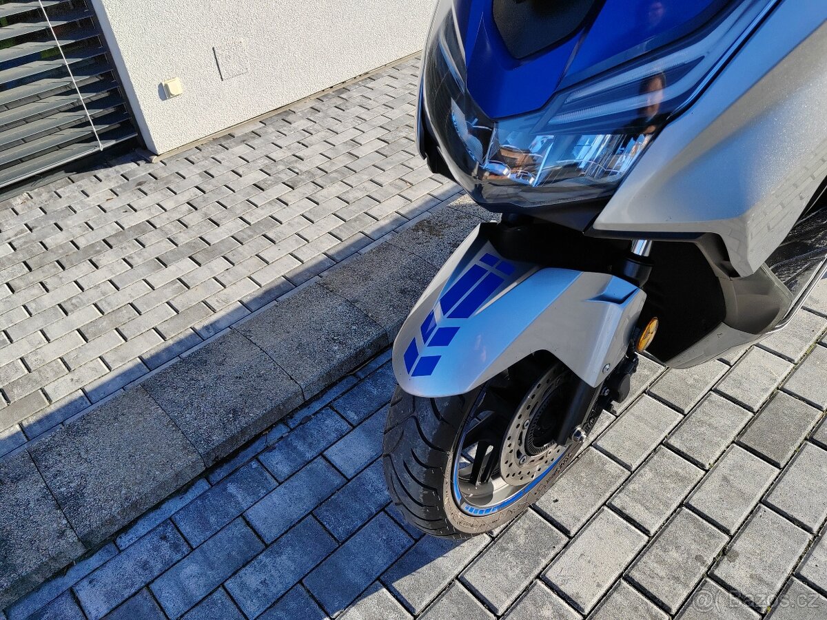 Honda Forza 125 - 14