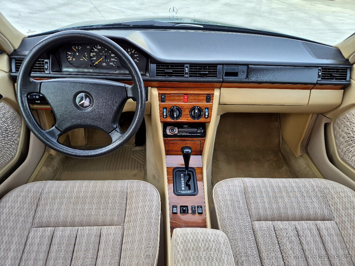 Mercedes W124 300D - 14