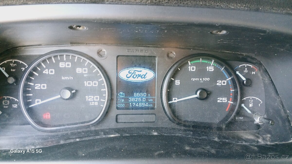 Ford Cargo8x4 4142DM stříbrný - 14