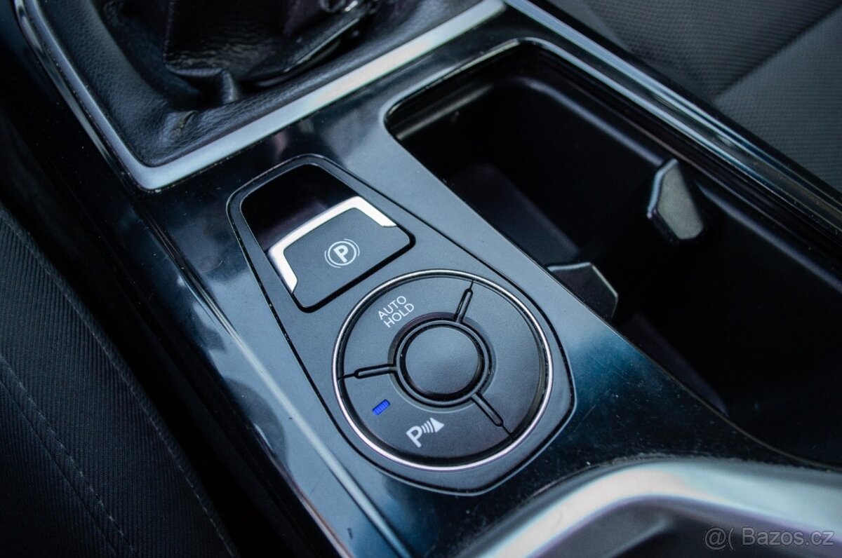 Hyundai i40 CW 1.7 CRDi 136k Premium - 14