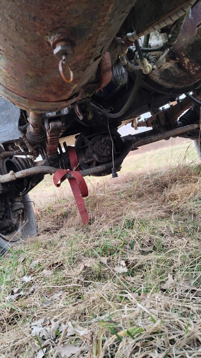 Avia 4x4 VOP Přelouč nosič kontejneru - 14