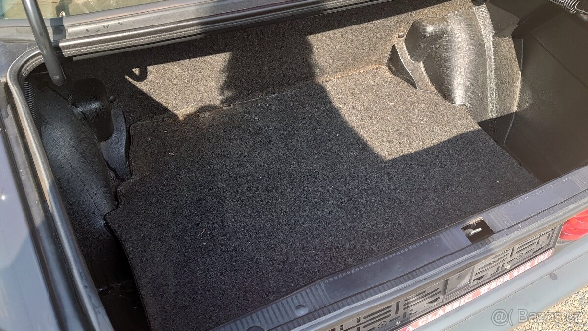 MERCEDES 190 E 1,8 - 14