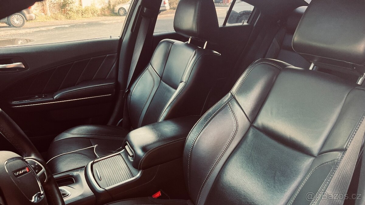 Dodge Charger 3.6 AWD 2016 / 240kW + pedal commander - 14