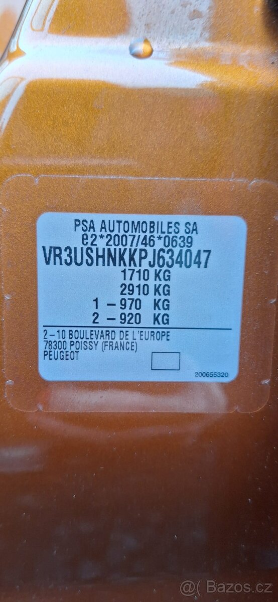 Prodám Peugeot 2008 Pure tech active pack - 14