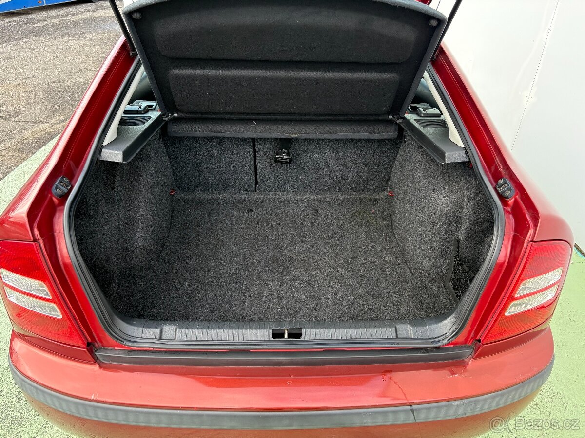 Škoda Octavia 2.0i, 85kW Automat, Klima - 14