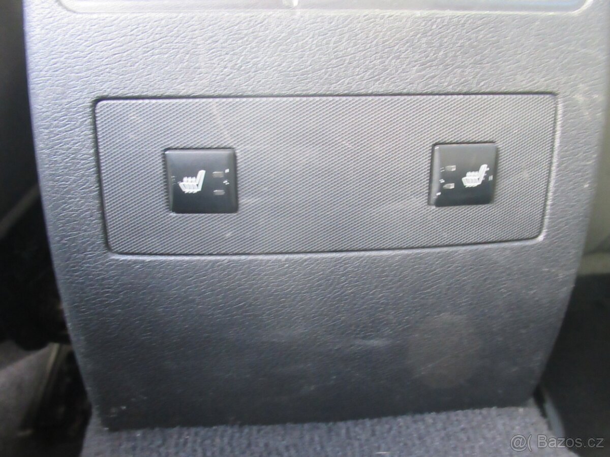 Chrysler 300 C 3.0 CRD - plná výbava veškeré ND LEVNĚ - 14