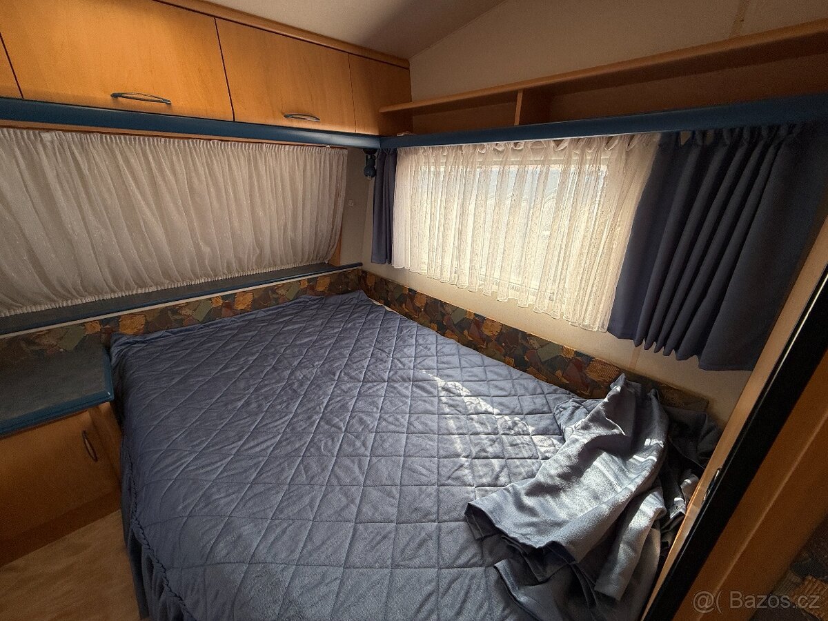 Karavan Hobby 540, markýza, 4 osoby - 14