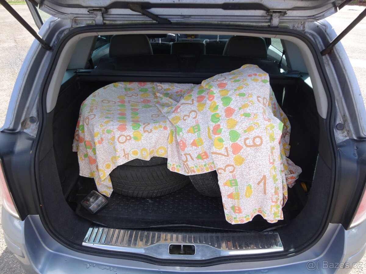 Opel Astra 1.8i Combi r.v.2005 (92 kw) - 14