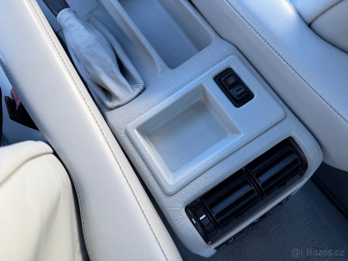 BMW 740iL E32 - 14