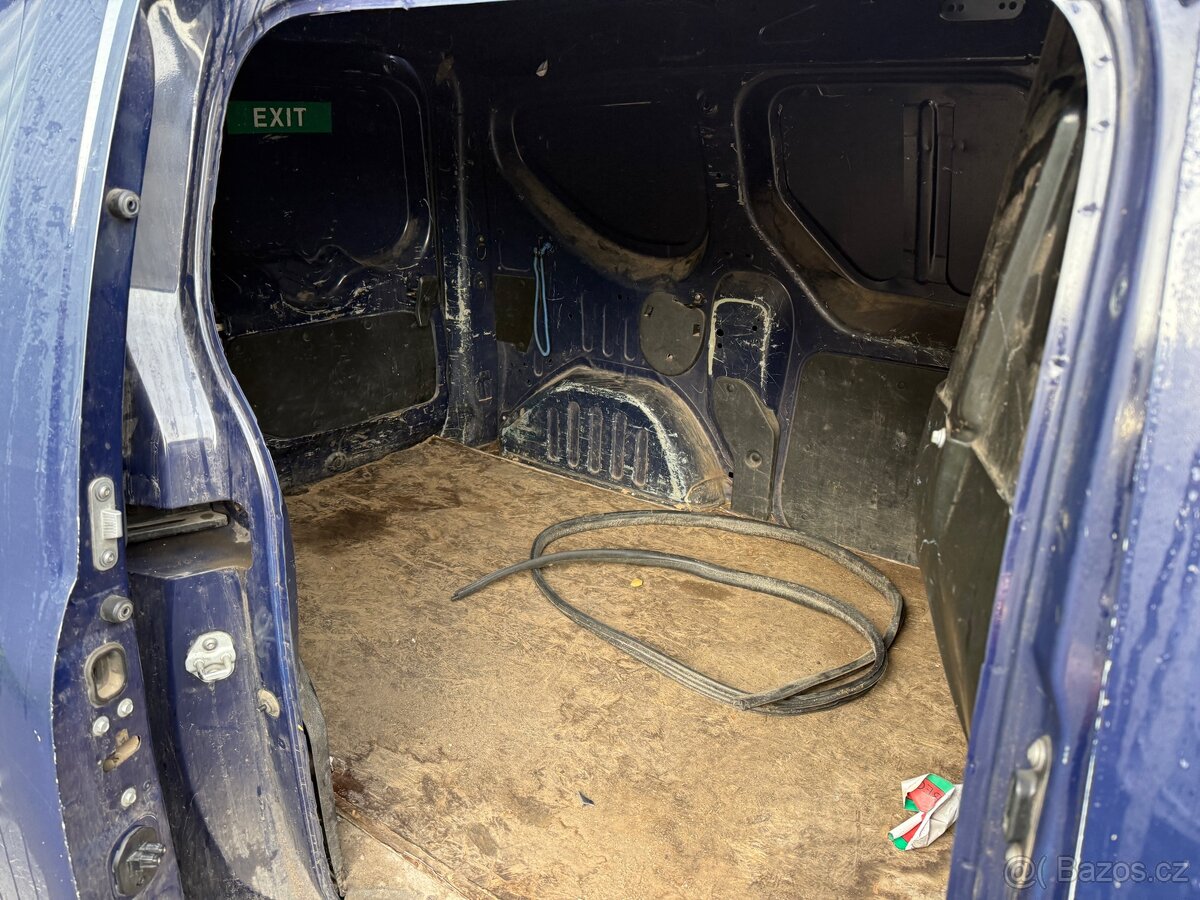 DACIA DOKKER 1.6i 61kw 2015 - 14