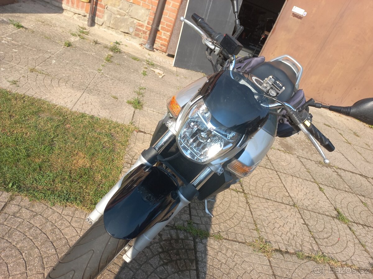 Prodám Suzuki GSR 600 - 14