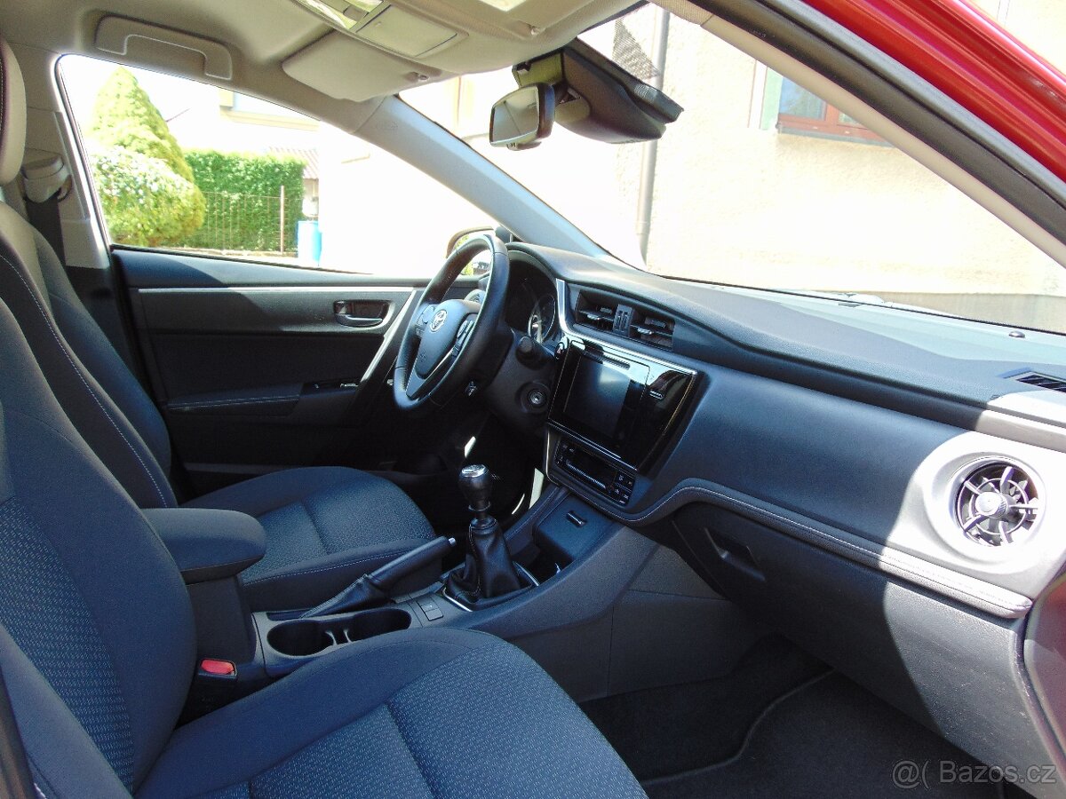 TOYOTA COROLLA 1.6,PŮVOD ČR,1.MAJ.,SERVISKA - 14