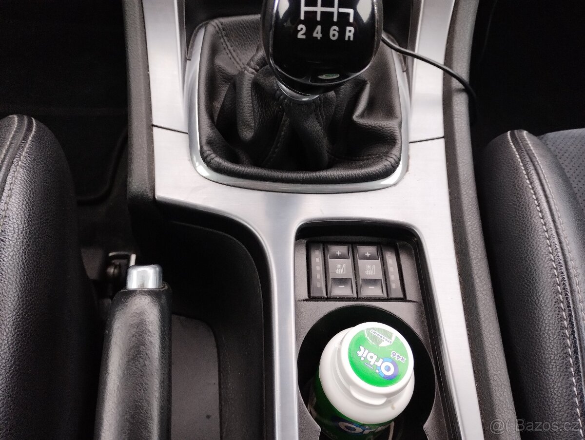 Ford Mondeo MK4 2.2 TDCi 147kW 2011 combi - 14