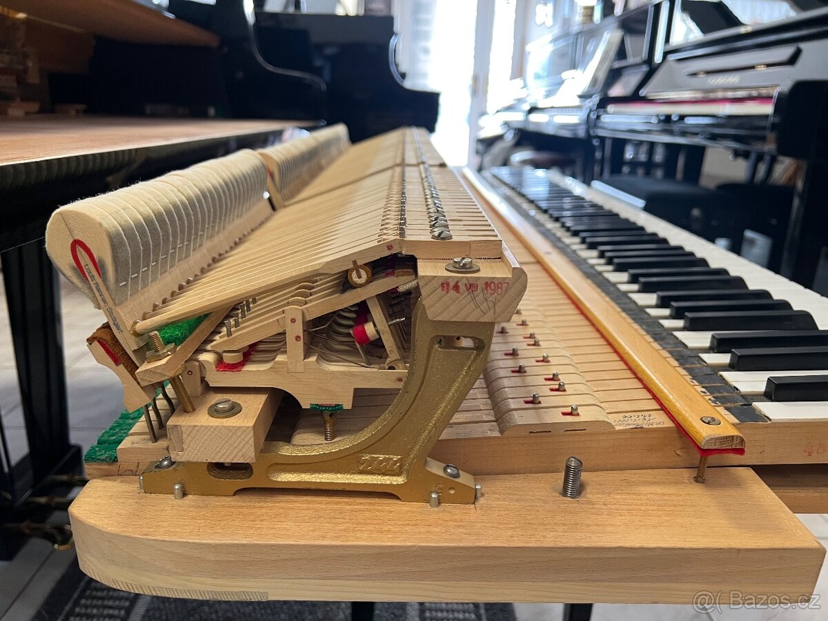 Klavír Petrof mod. III r.v 1988 se zárukou, doprava zdarma - 14