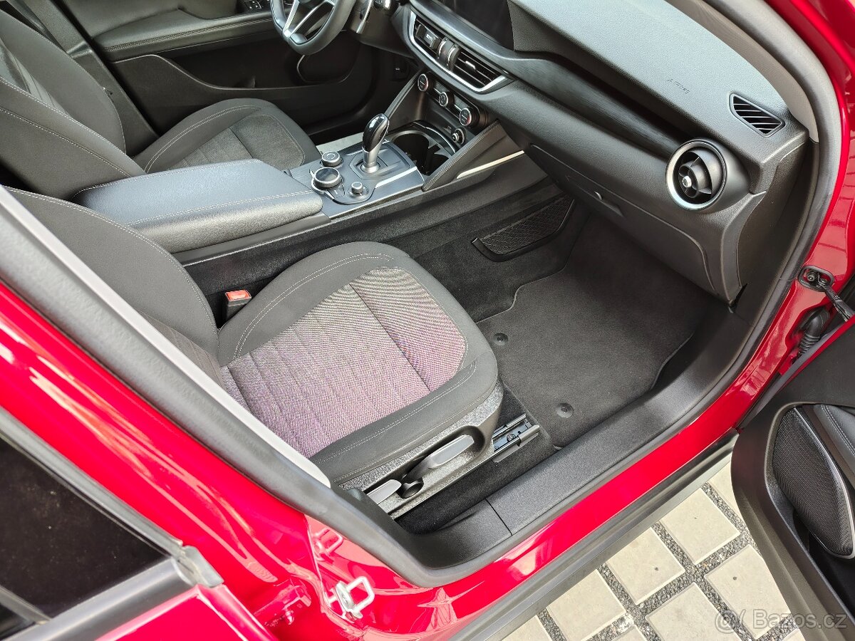 Alfa Romeo Stelvio 2.2 JTDM 140kW - 14