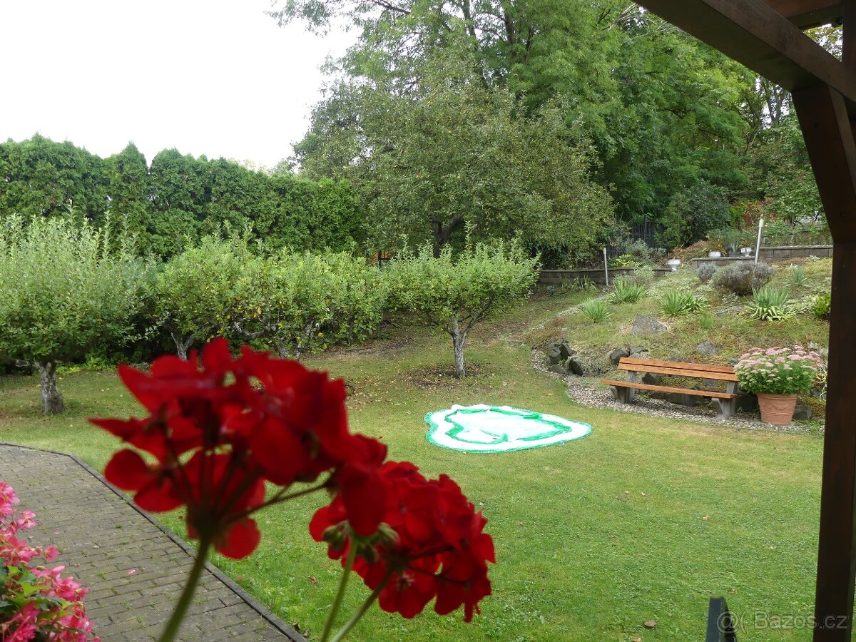 Pronájem bytu 3+kk 110m² v rodinném domě, dvě koupelny - 14