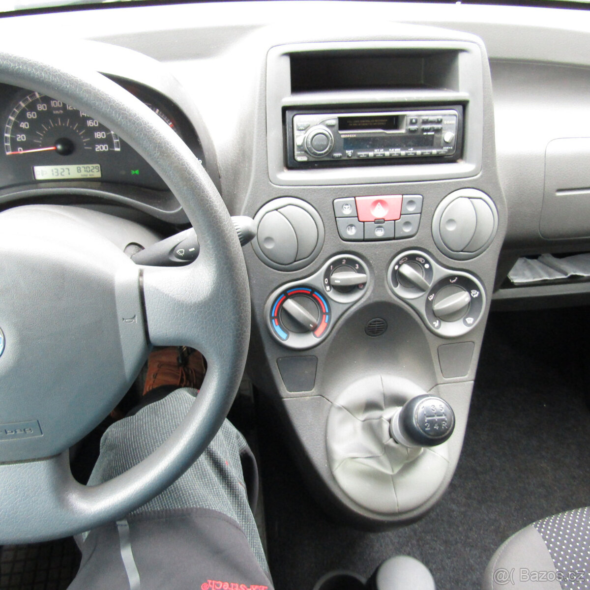 Fiat Panda, 1,1i 40kw, STK 4/2027, 2x sada kol - 14