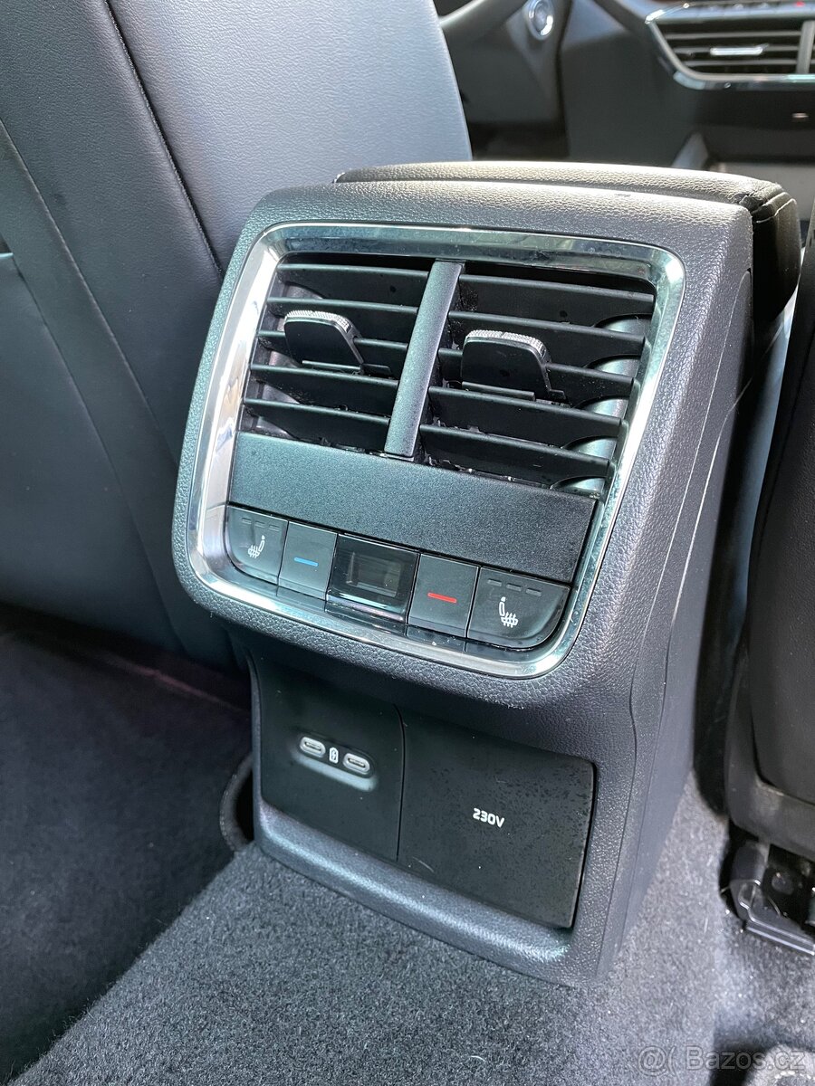 Octavia 2.0tdi 110kw,2020 DSG,MATRIX,R18,DCC,VIRTUAL,CANTON - 14