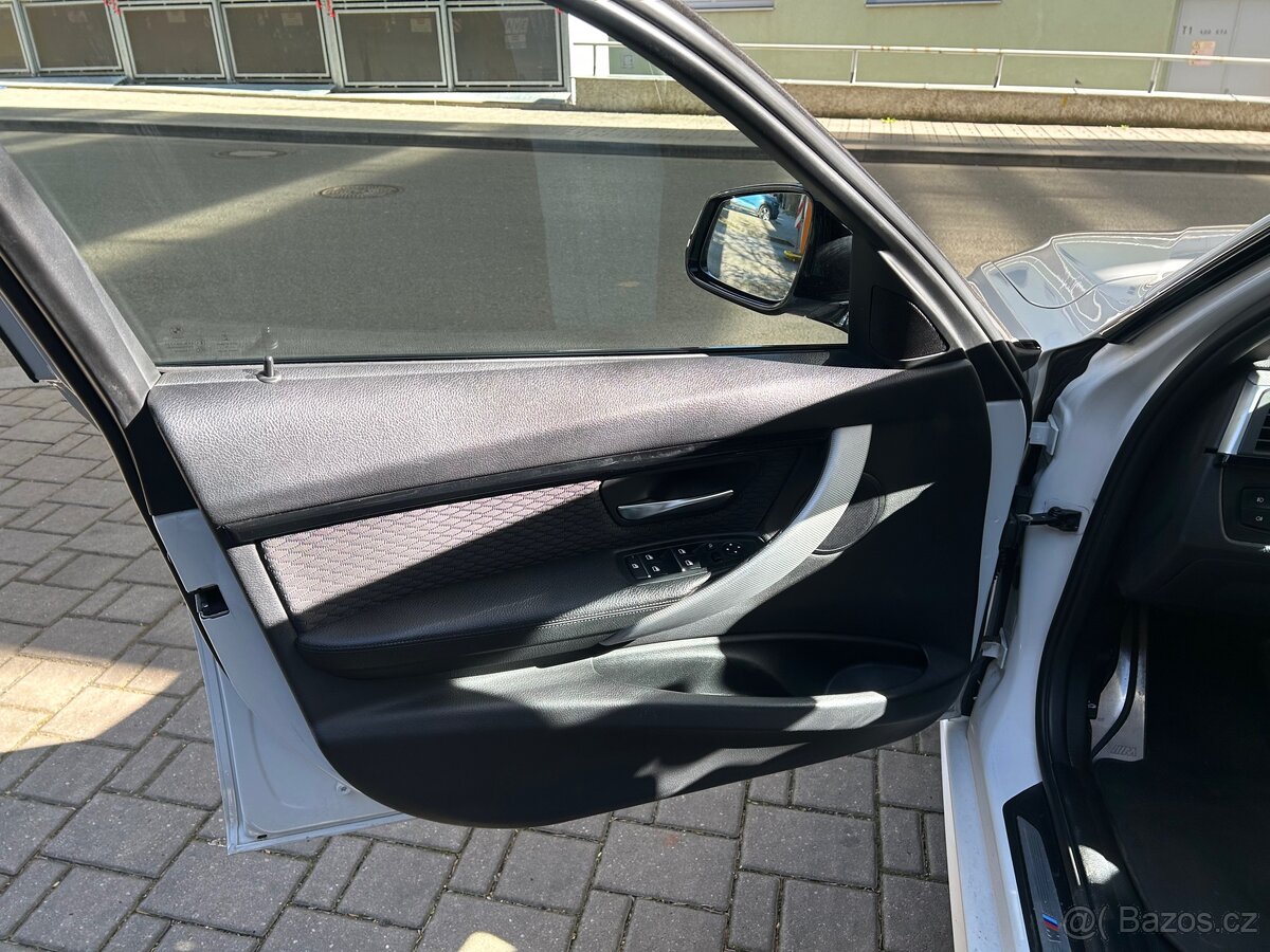 BMW 320D XDrive 2016 - 14
