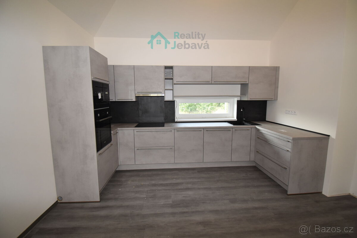 Prodej hrubé stavby RD 4+kk 143 m2, pozemek 520 m2, Klenovk - 14