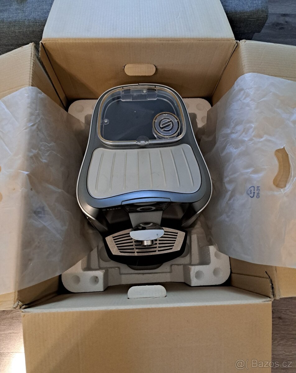 Kávovar Saeco plnoautomatický - 14