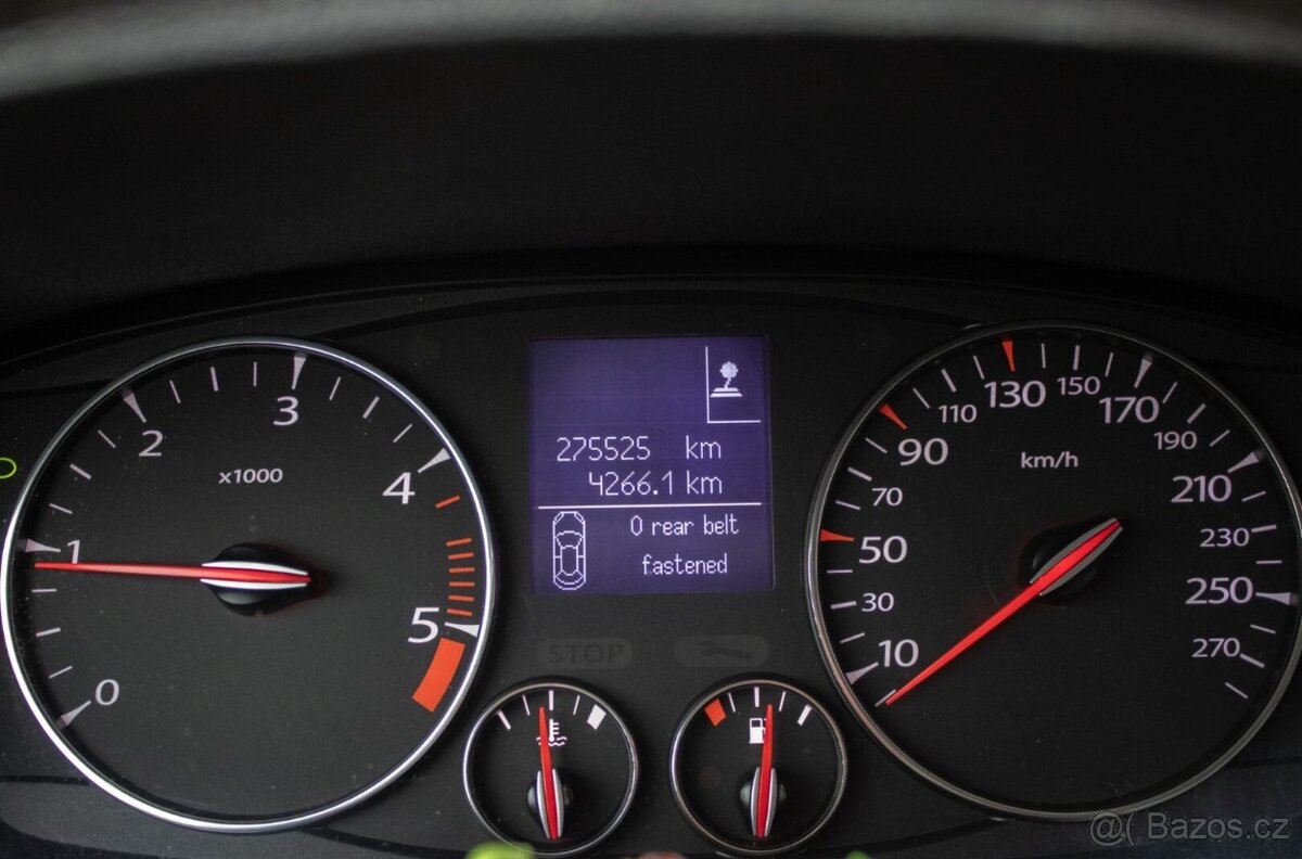 Renault Laguna Grandtour Grand 2.0 dCi 4control - 14