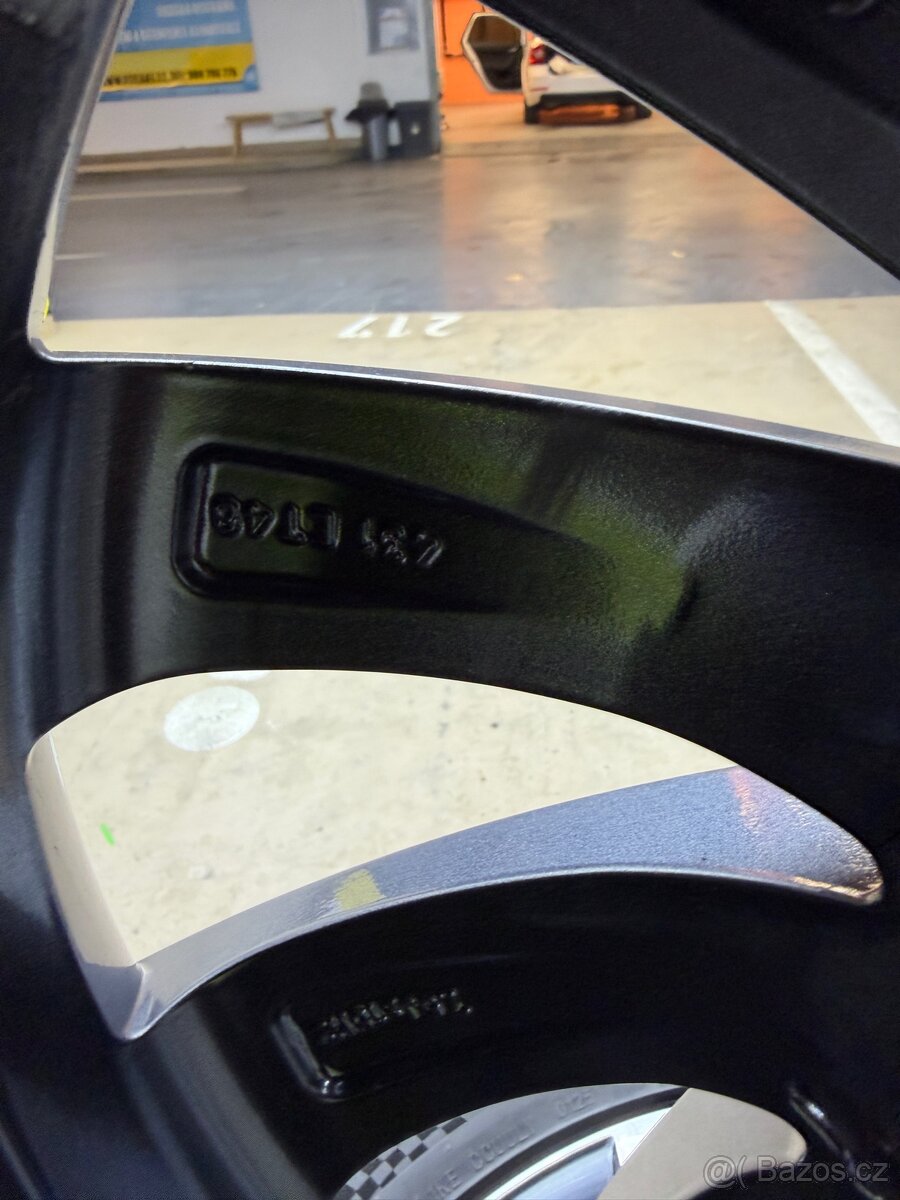 Prodám alu kola +letní pneu - 14