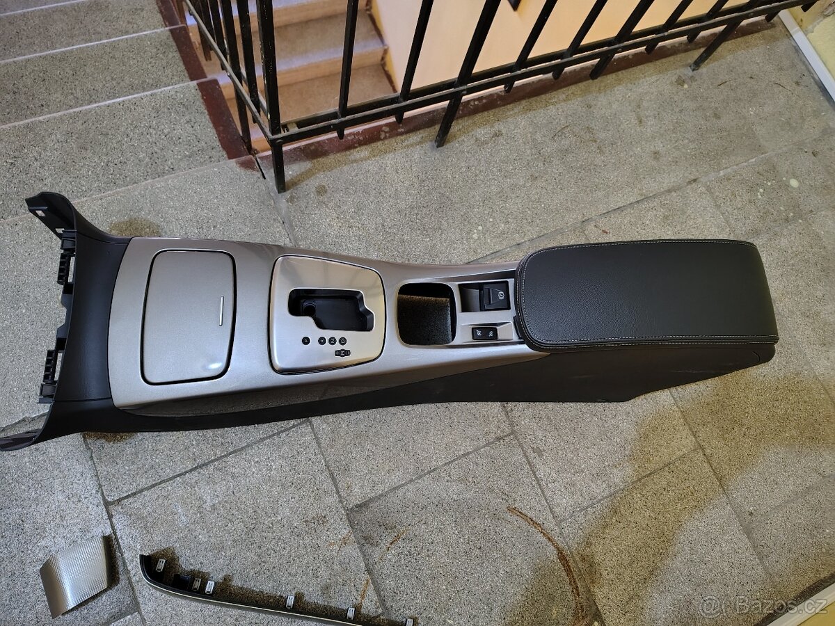 Kožené sedačky Renault Laguna III - 14