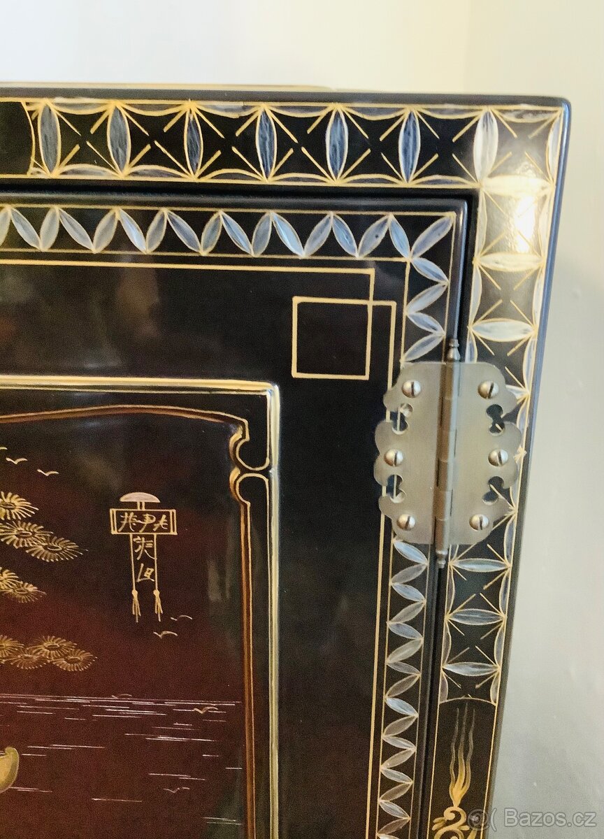 Starožitná Čínská Komoda - 14