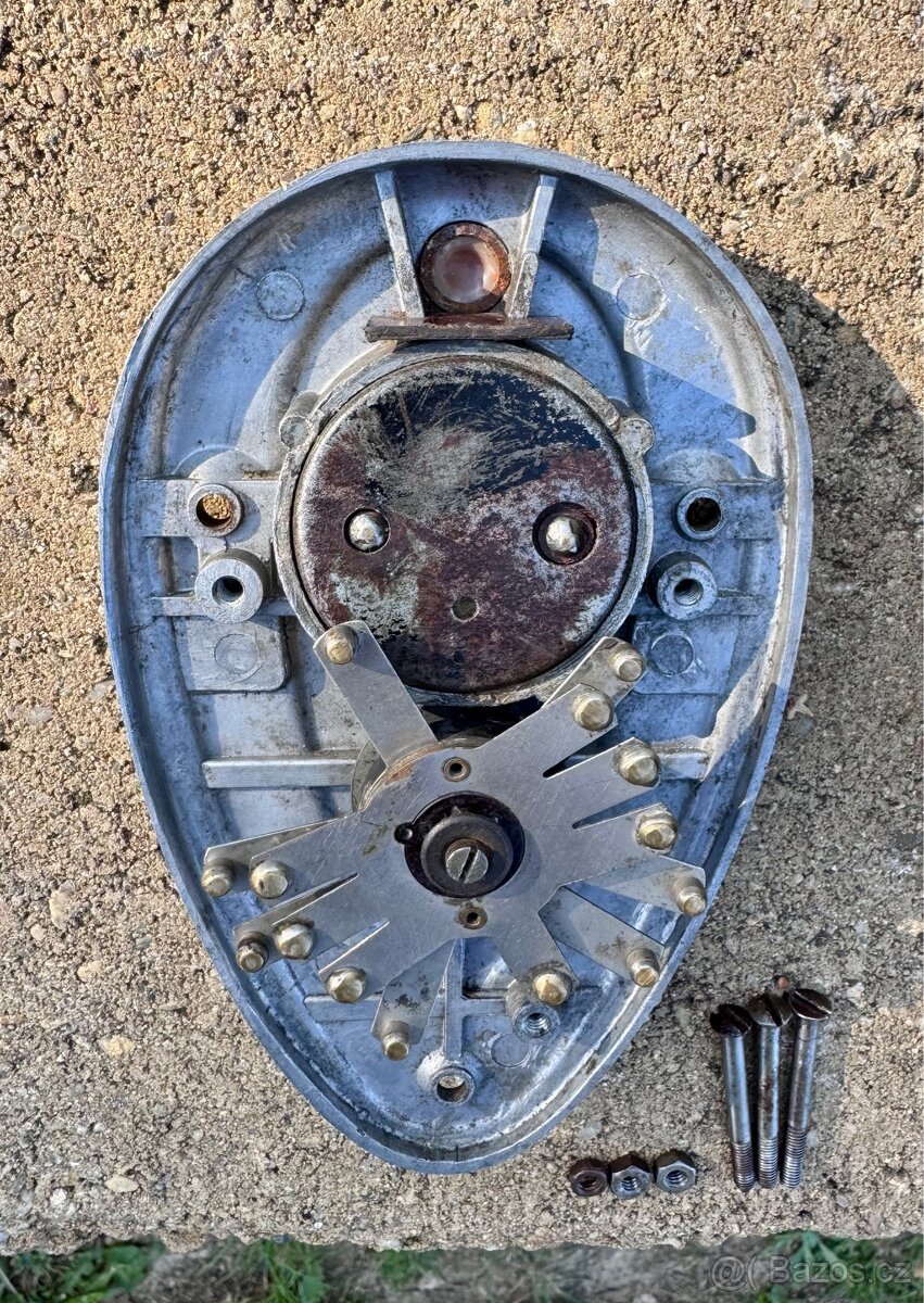 Jawa pullitr, perak, kyvacka - spinacka 10A - 14