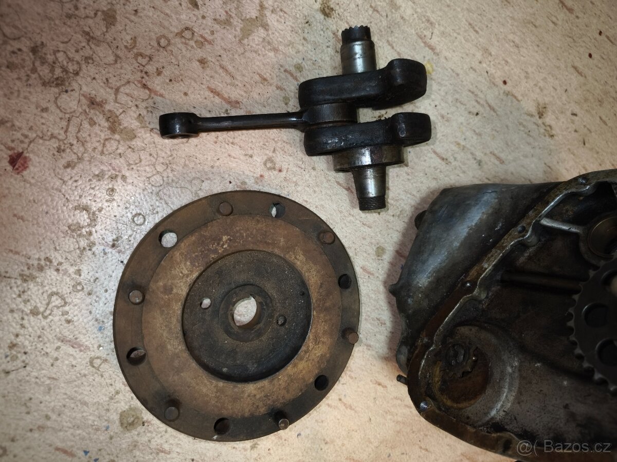 Nekompletní motor BMW R2 - 14