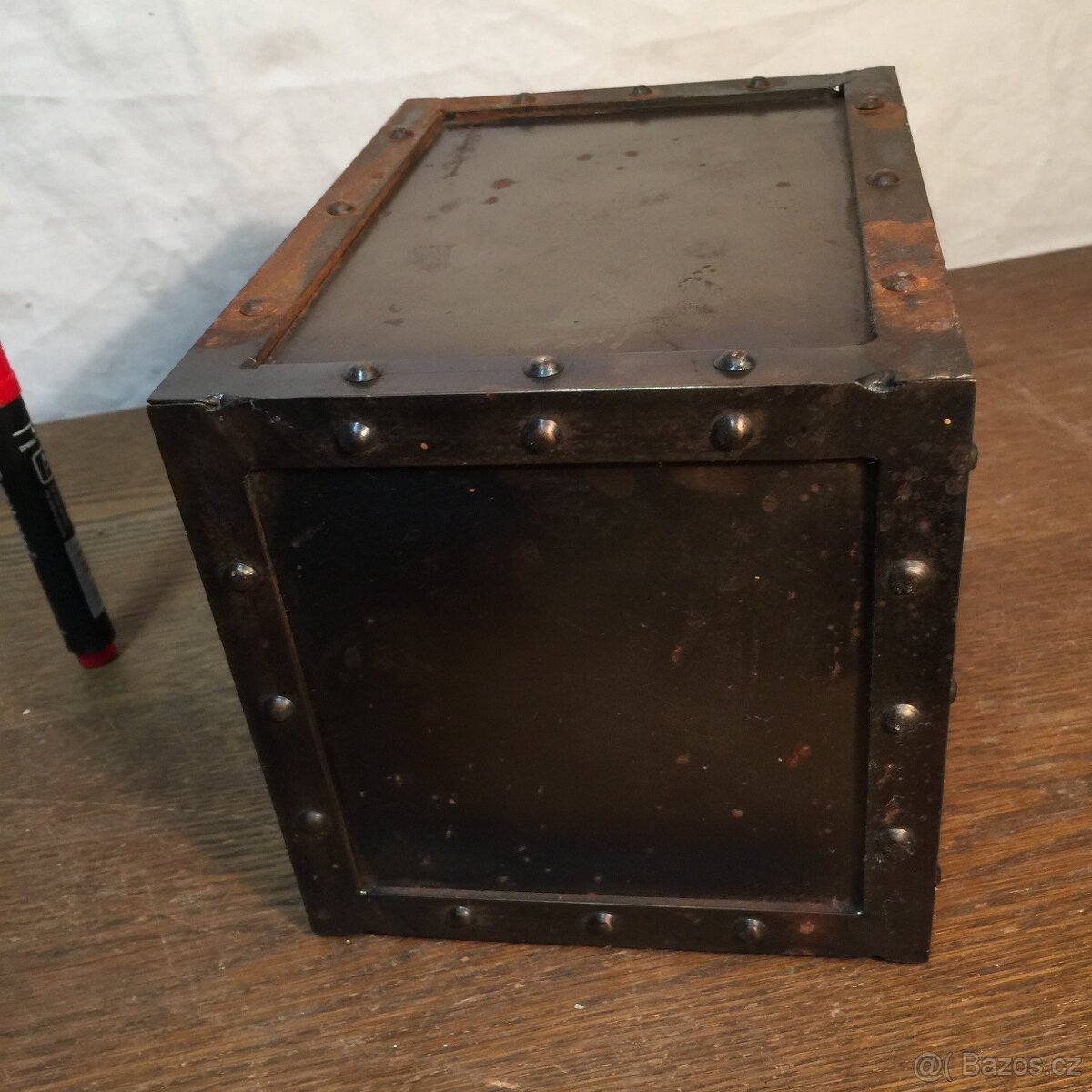 kovaná skříňka trezor pokladna poklad kovová truhla - 14