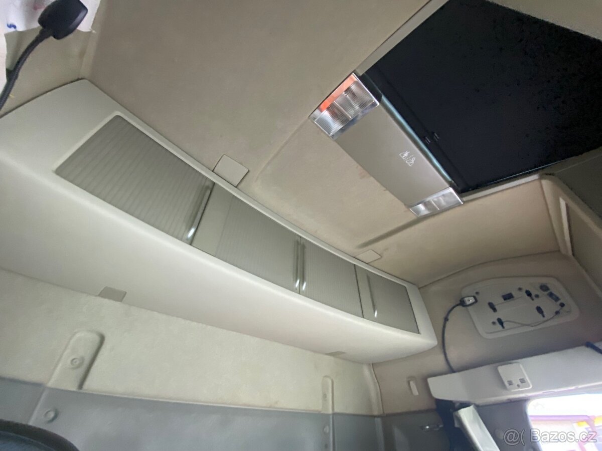 VOLVO FH 540, 6x4(2) zvedačka - tahač návěsu - 14